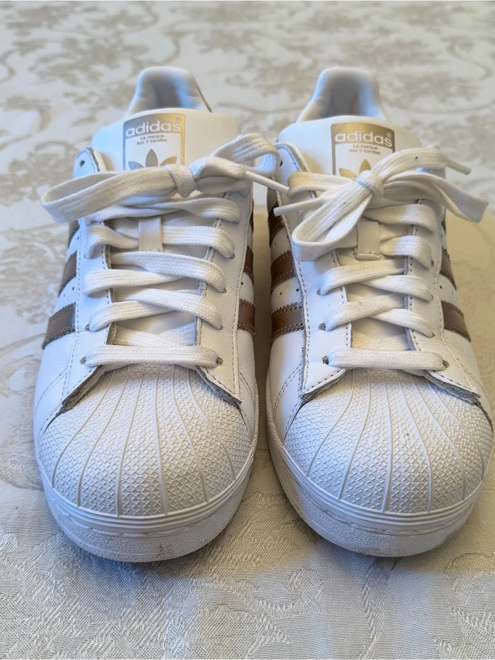 Adidas Women’s Superstar White Gold Metallic Shell-Toe Shoes Retro Size 9 - Picture 3 of 11